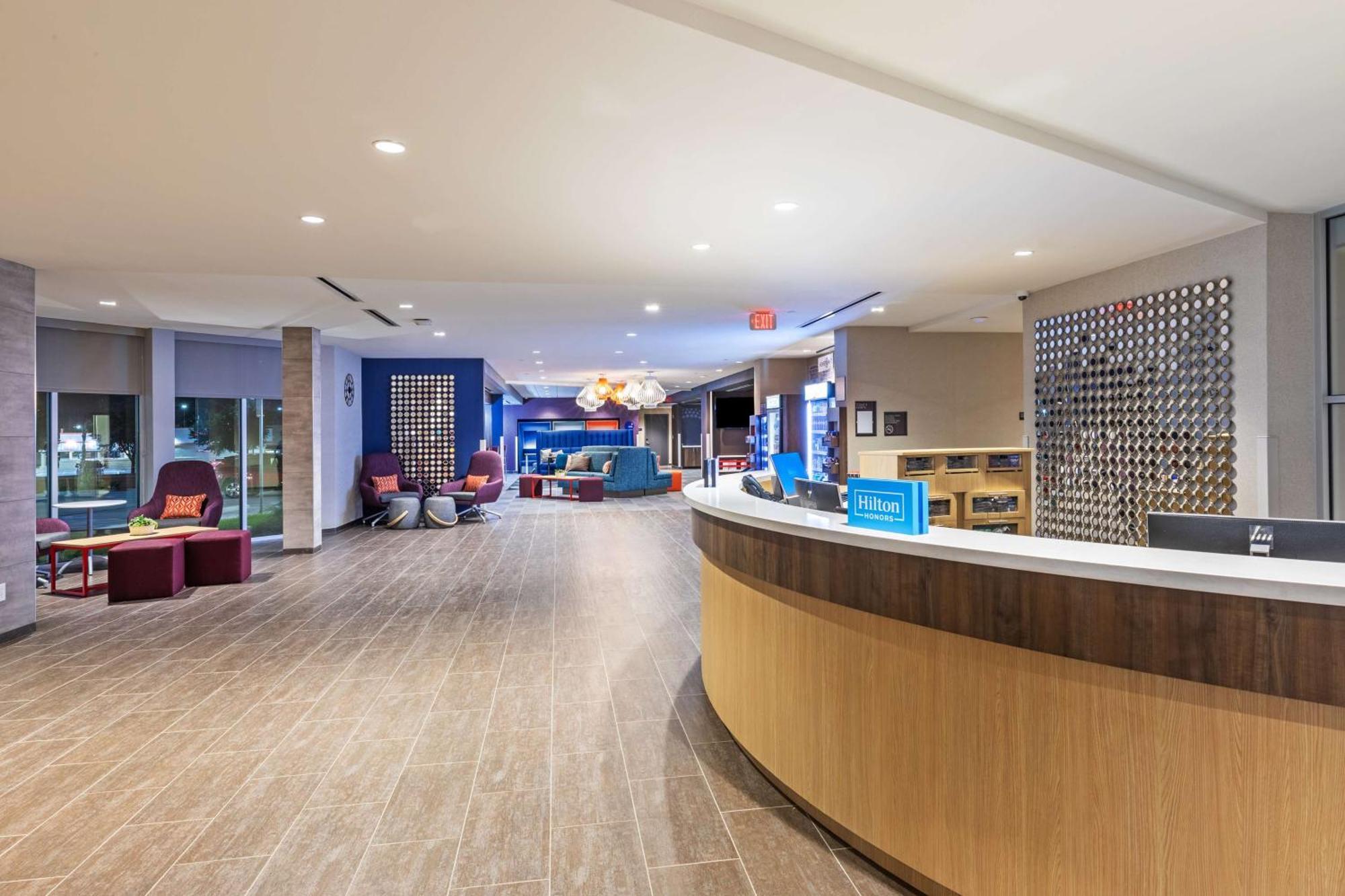 Tru By Hilton Laredo Airport Area, Tx Hotel Exterior photo