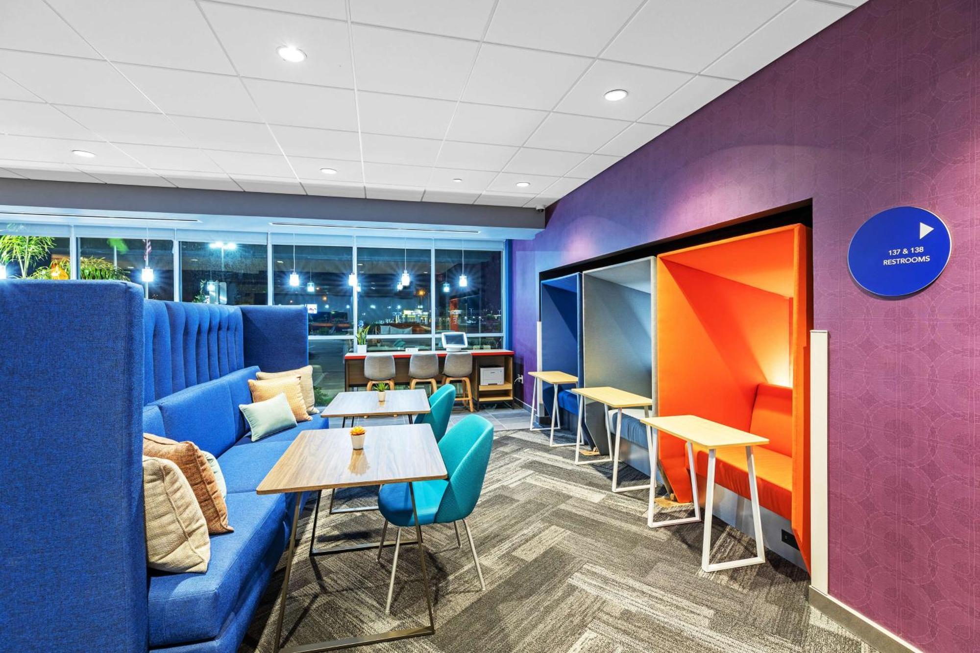 Tru By Hilton Laredo Airport Area, Tx Hotel Exterior photo